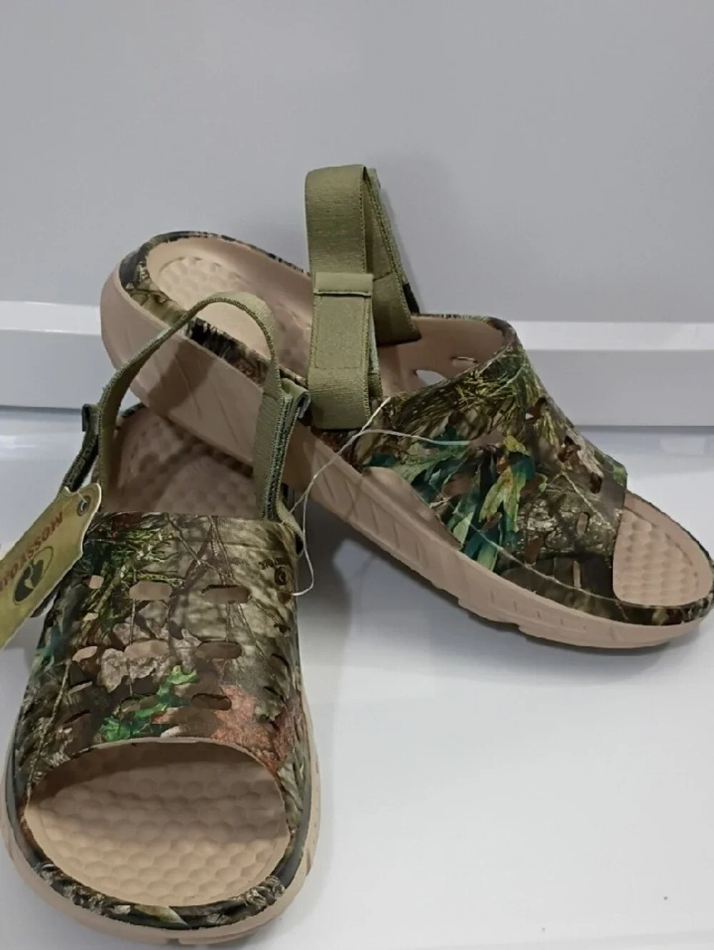 Mossy Oak Men's Camouflage Slip-On Sandals in Green and Tan Size 11 NWT